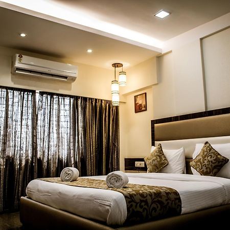 The Majestic Suites Calcutta Eksteriør billede